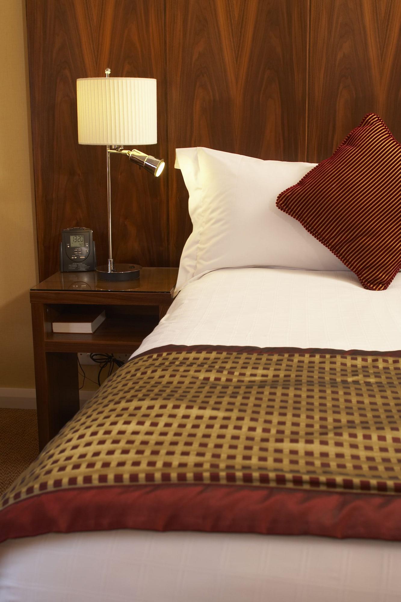 Delta Hotels By Marriott Μίλτον Κέινς Εξωτερικό φωτογραφία
