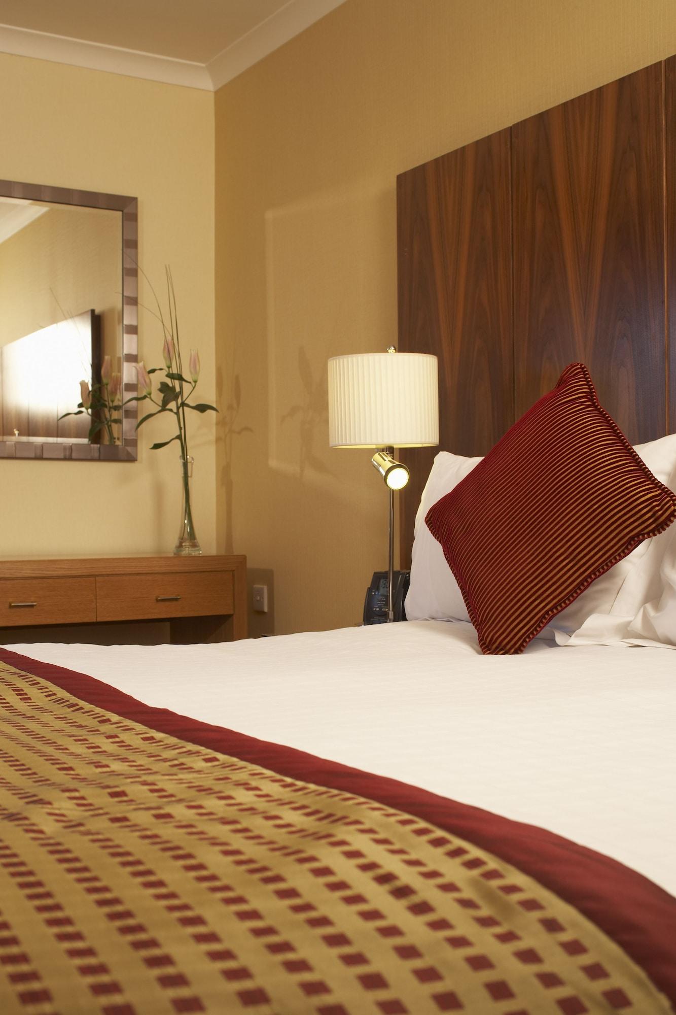 Delta Hotels By Marriott Μίλτον Κέινς Εξωτερικό φωτογραφία