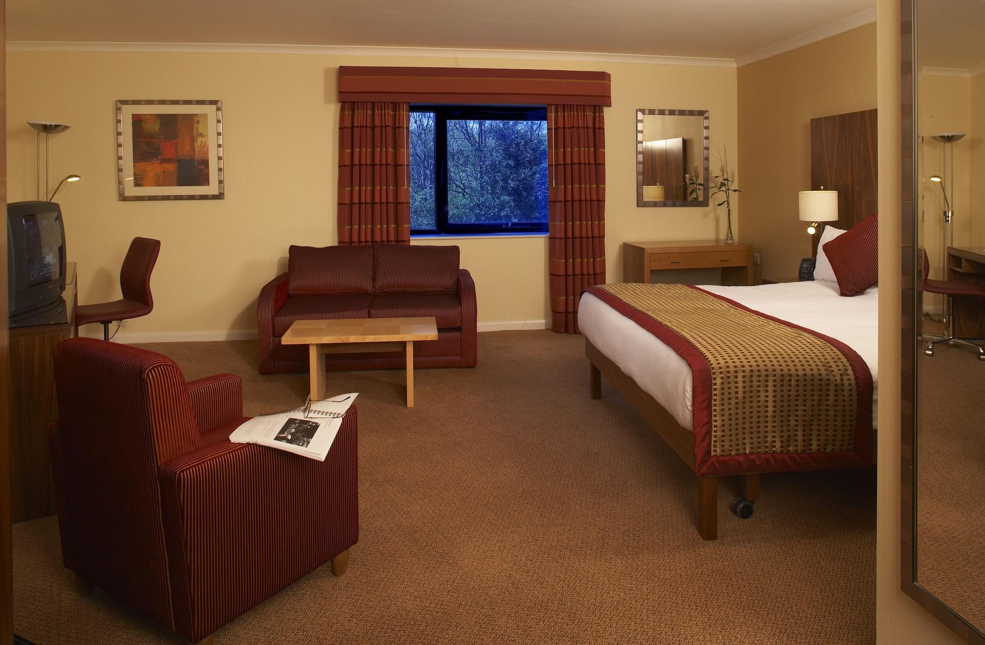 Delta Hotels By Marriott Μίλτον Κέινς Εξωτερικό φωτογραφία