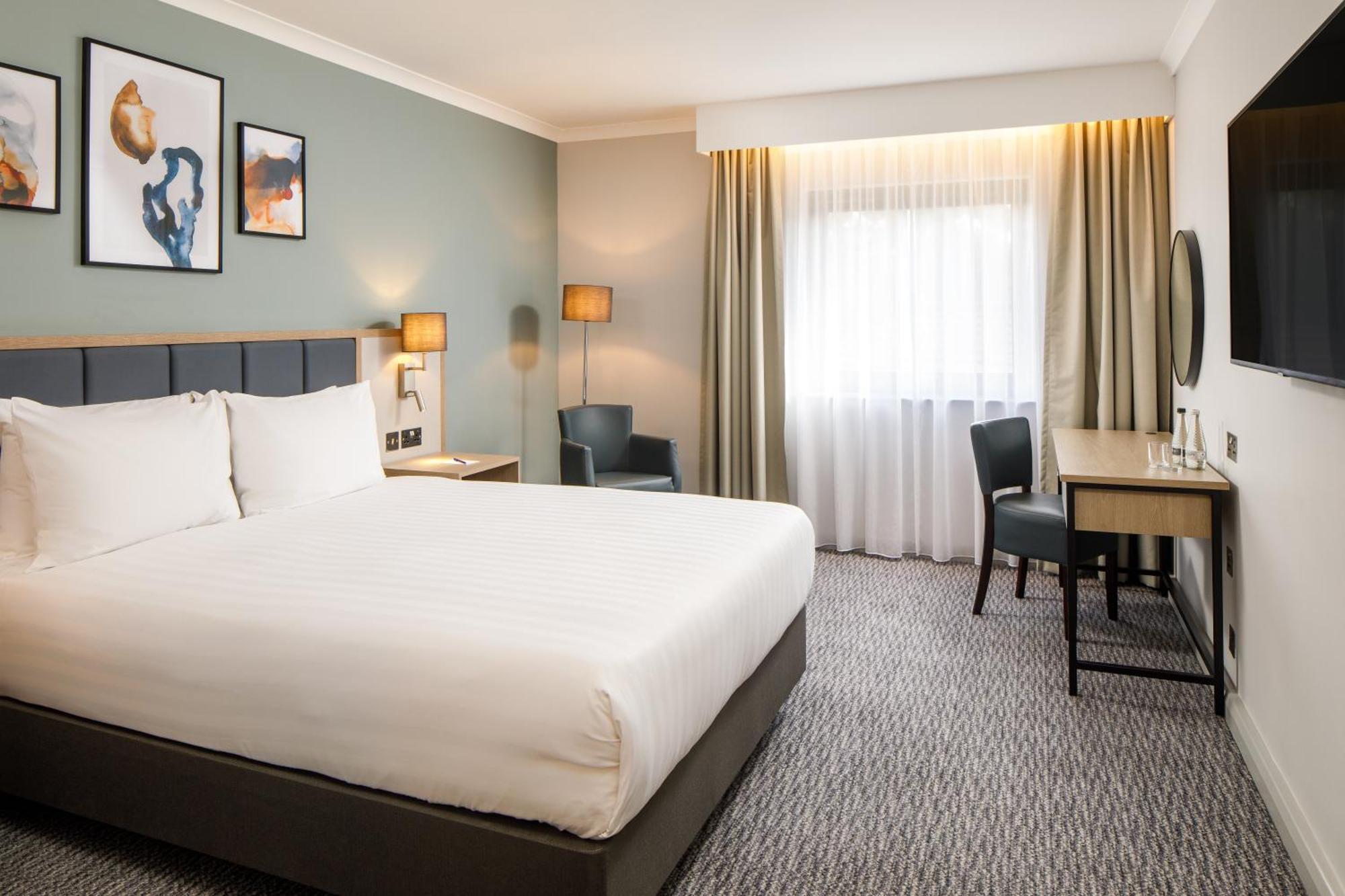 Delta Hotels By Marriott Μίλτον Κέινς Εξωτερικό φωτογραφία