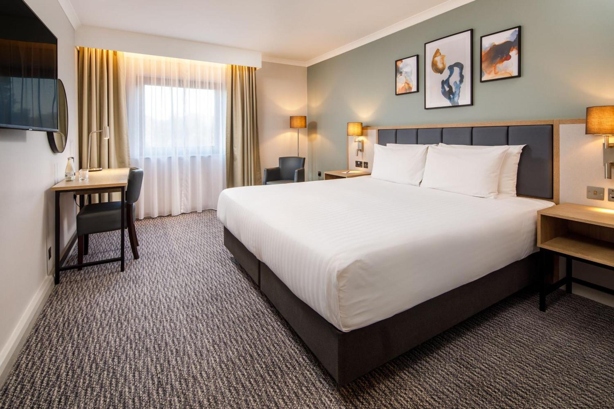 Delta Hotels By Marriott Μίλτον Κέινς Εξωτερικό φωτογραφία