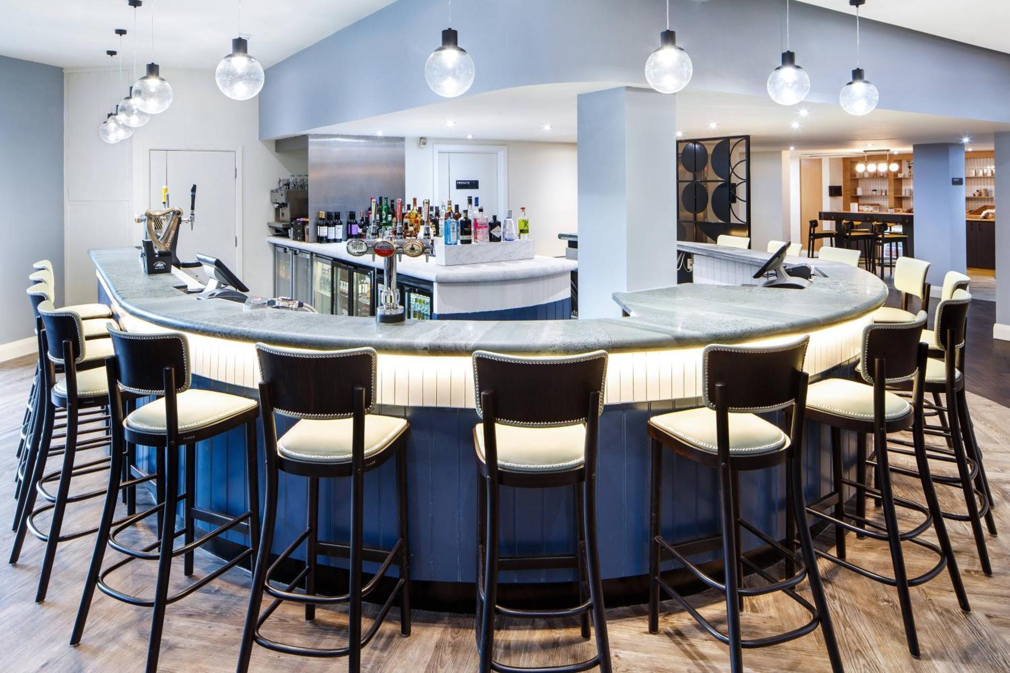 Delta Hotels By Marriott Μίλτον Κέινς Εξωτερικό φωτογραφία